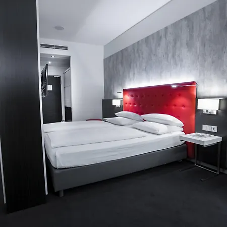 Garner - Mitte By Ihg Hotel 4*