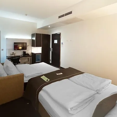 Garner - Mitte By Ihg فندق
