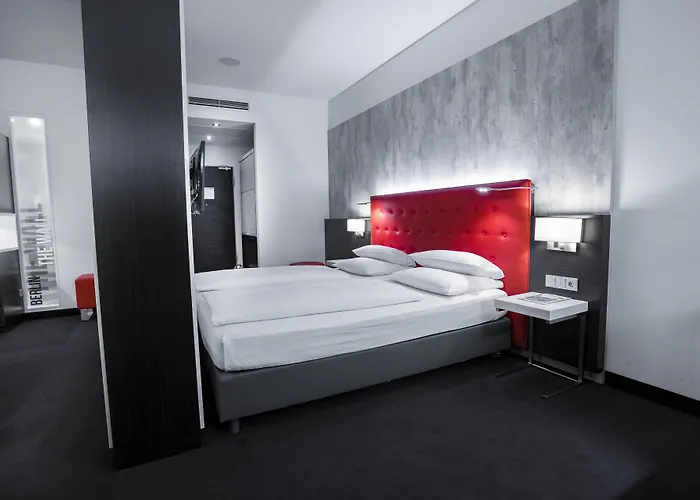 Garner - Mitte By Ihg فندق 4*