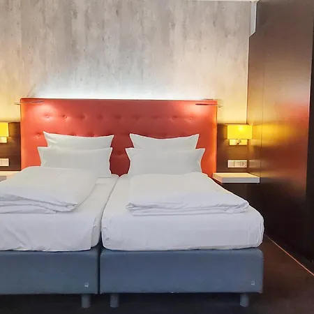 Hotel Garner - Mitte By Ihg Berlino