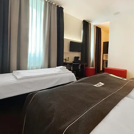 Hotel Garner - Mitte By Ihg 4*