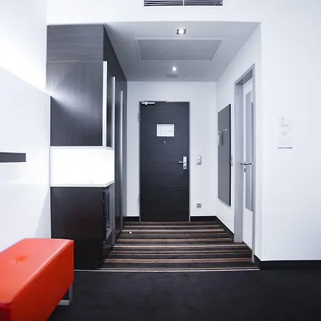 Garner - Mitte By Ihg 4*