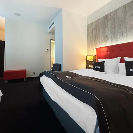 Hotel Garner - Mitte By Ihg Berlin